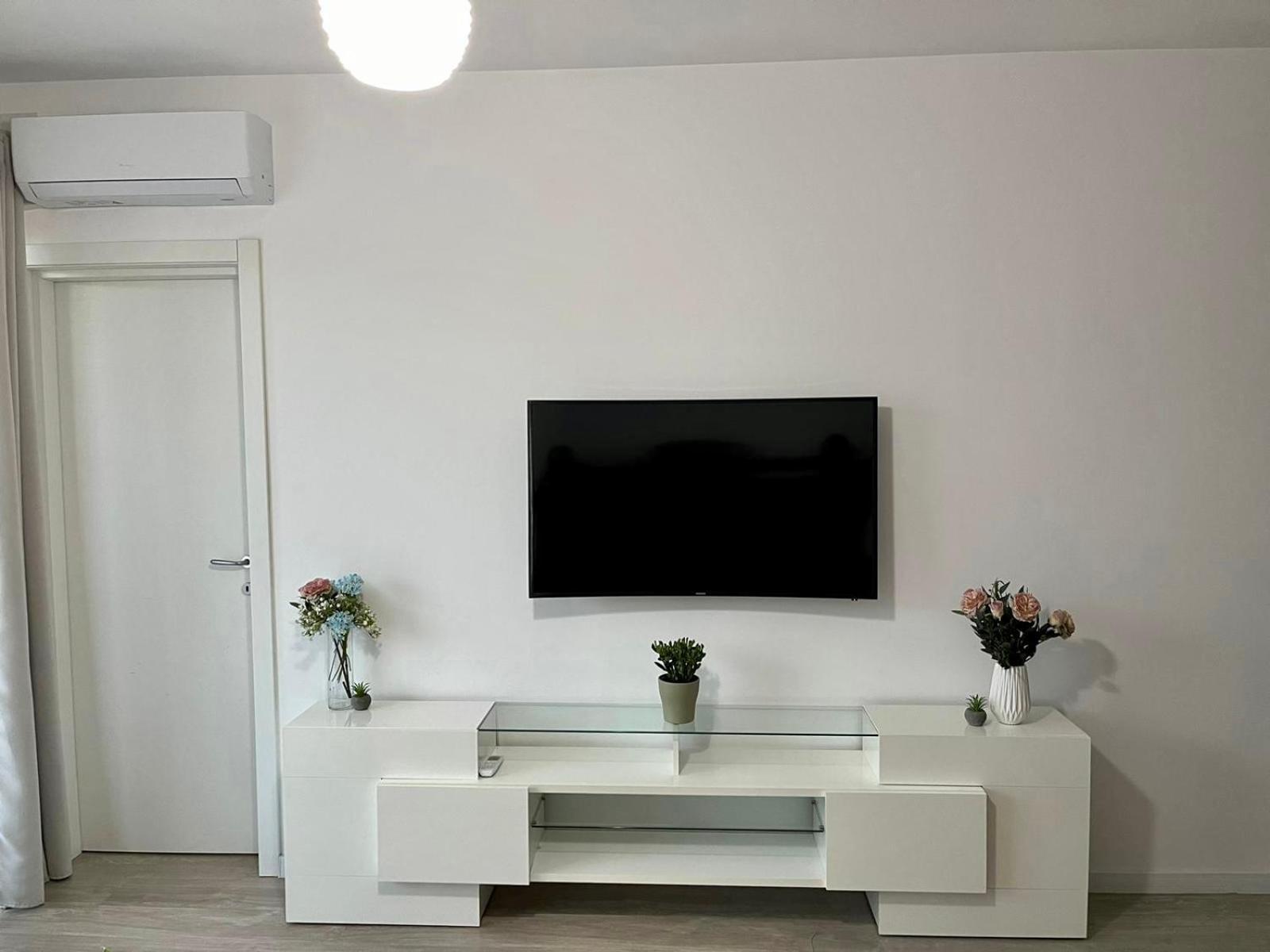 Universitatii Rooms Oradea Dış mekan fotoğraf